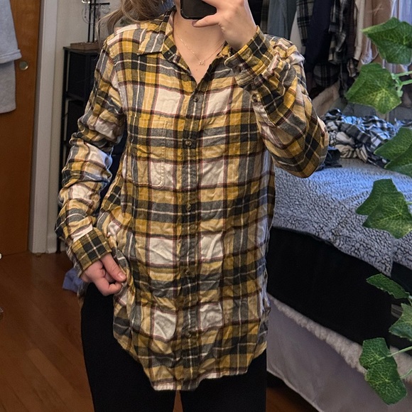 AE flannel - Picture 2 of 3